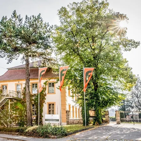 Hotel Stadtschloss Hecklingen*** 3*
