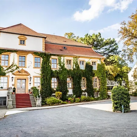 Stadtschloss Hotel 3*
