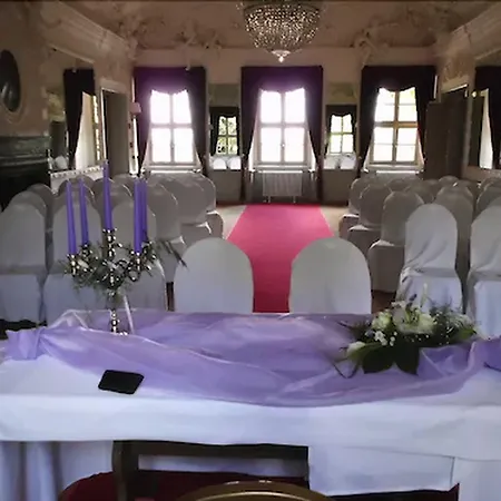 Hotel Stadtschloss 3*