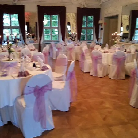 Hotel Stadtschloss Hecklingen***