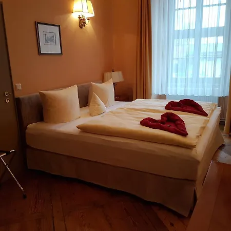 Stadtschloss Hotel Hecklingen (Salzlandkreis)