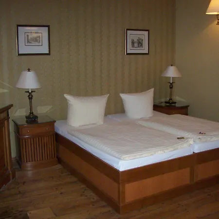 Stadtschloss 3* 헤클링언