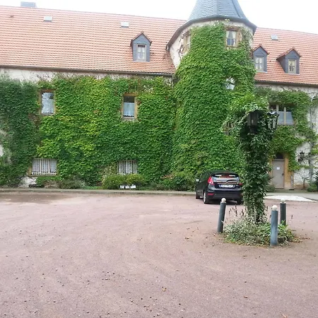 Stadtschloss Hecklingen*** Hotel 3*