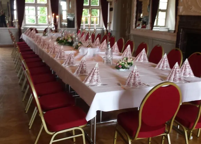 Stadtschloß Hecklingen*** Hotel