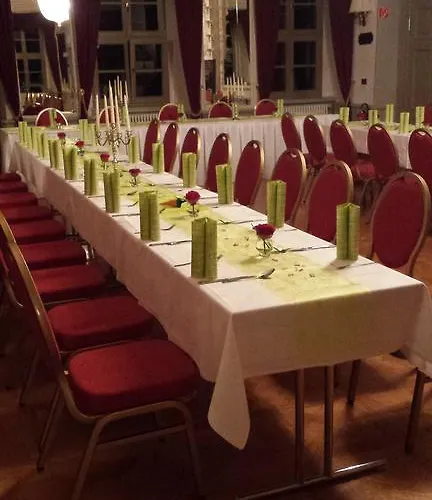 Stadtschloß Hecklingen*** Hotel 3*