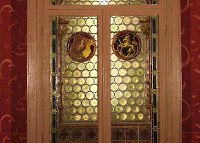 Stadtschloß Hecklingen***