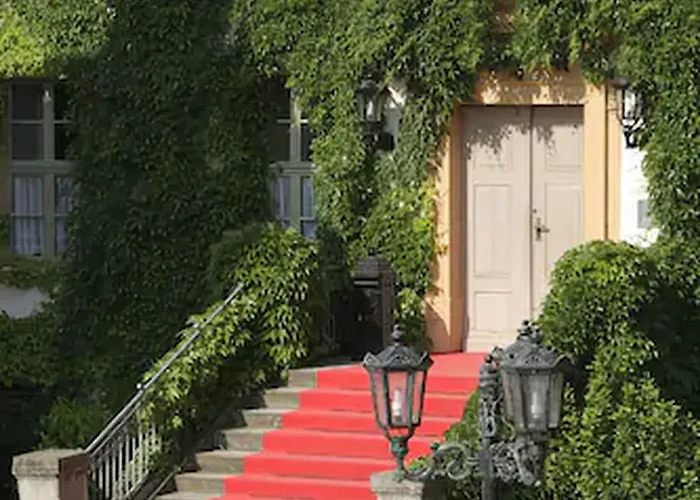 Stadtschloss 3* Hecklingen (Salzlandkreis)