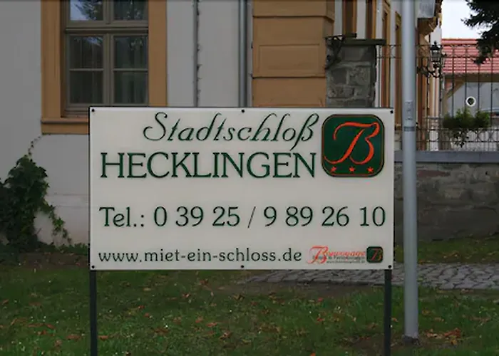 Stadtschloss فندق Hecklingen (Salzlandkreis)