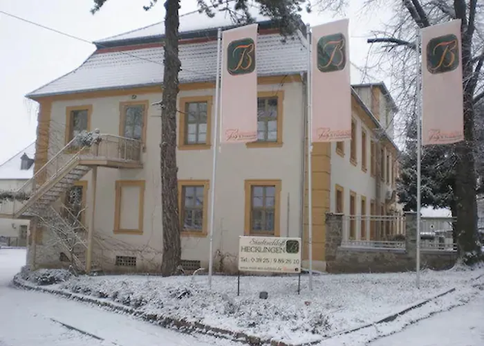 Stadtschloss فندق