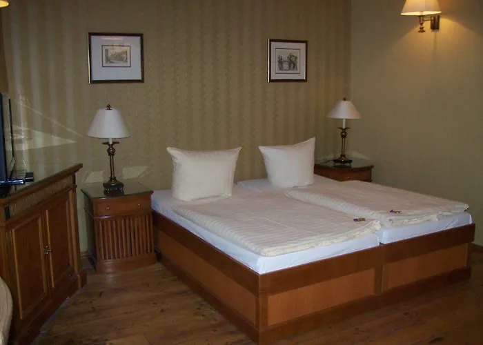 Stadtschloss 3* Hecklingen (Salzlandkreis)